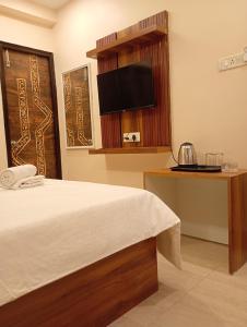 The Executive Suites
