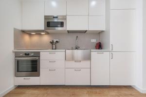 Tejo River Views Apartment By Staycalm