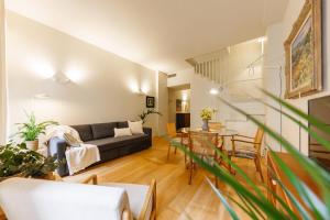 Bravissimo Nou 3, two bedroom centre apartment