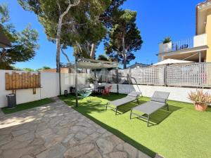 Planta baja con gran jardín privado 119B - INMO22