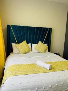 Modern Studio 1 Bed and 1 Bathroom Near Airport & SGR Perfect Staycation