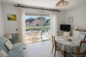 Horizon Bleu with terrace in Sainte-Maxime