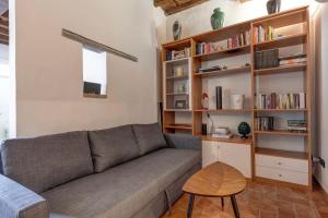 Stufa Apartment by Mamo Florence