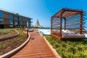 Horizon Smiles Beach Apartments