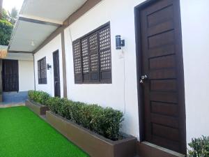 1 person in 6 bed dormitory mixed