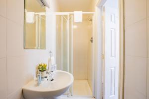 74 - Affordable 3 Bed With Parking