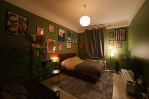 Stylish & Pet-Friendly Apt with Free Parking & Check-in