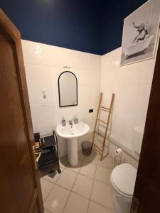 Blue Velvet Central Suite