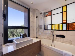 Duplex 126m² 4 chambres avec accès spa et parking aux Arcs 1800 - FR-1-866-8