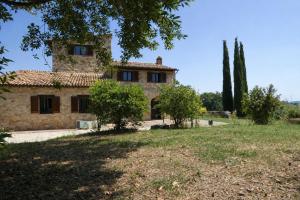 Scappo in Umbria, Casale Lenuccia