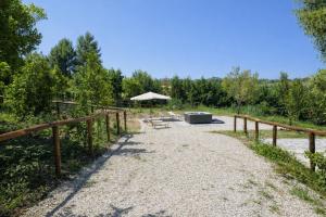 Scappo in Umbria, Casale Lenuccia
