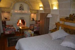 Kayhan Cave Villa - 于尔居普