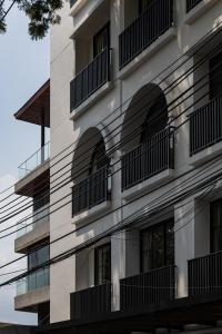 Q Space Sathorn - Narathiwas 18