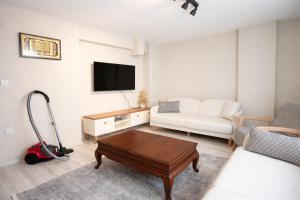 SRL Residence