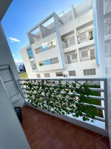 Spacious 2BR Apartment with Pool & Balcony Near Beach & Martil Center