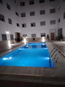 Spacious 2BR Apartment with Pool & Balcony Near Beach & Martil Center