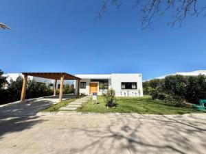 3 bd Villa Solis in Oceanfront Community Santa Fe