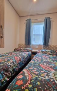 Sweet Cara-van Holidays, West Sands