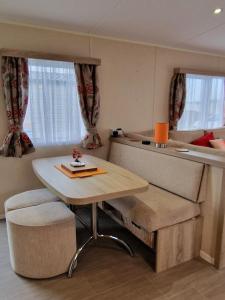 Orange Caprice Escape, Church Farm