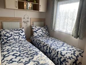 Lukes Hideaway, West Sands Holiday