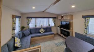 Cwtch Holiday Retreat, White Horse