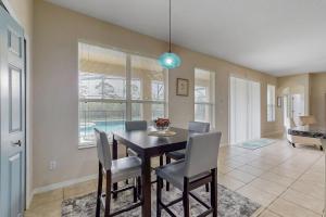 Beautiful home with private pool and space for the whole family