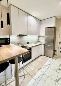 Троїцька площа 3 Квартира Самий Центр Окремий Вхід