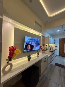 Comfy Vibes Stay Luxury Studio Near Expo