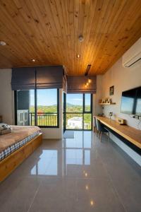 Panoramic View Studio