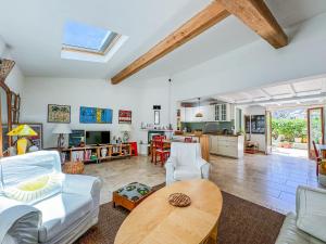 Joli mas - 4 personnes - piscine-terrain de boules