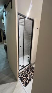 The TreeHouse Hideaway