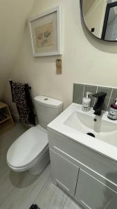 The TreeHouse Hideaway