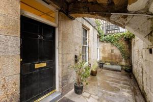 Traditional 1 Bed, City Centre, Edinburgh