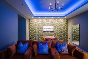 Bounty Boutique on the Lakes