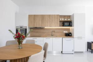 Stylish Villa Vianello with Heated Pool and BBQ, near Rethymno