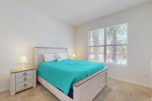 Family-friendly home with private pool, spa & resort lazy riverwater slide