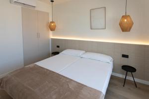 Apartamentos San Antonio Beach