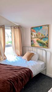 5 BEDROOM 5 BATHROOM BY Dawes