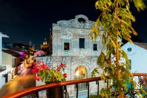 The Arco Chato Penthouse by AcoModo Casco Viejo