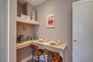 Quiet Coastal Bungalow Near the Seaside