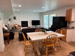 Sumas Mountain basement suite