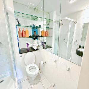 The Cozy Corner Two Rooms in Shared APT Perfect for 4 without kitchen