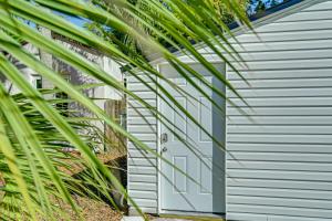 5 Mi to Dtwn Tampa and Riverwalk Couples Getaway