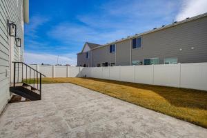 Bearly Behaven Near Bear Lake & Marina!