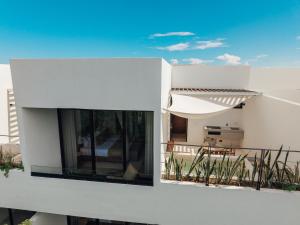 Elegant Duplex with Rooftop Jacuzzi in Tulum