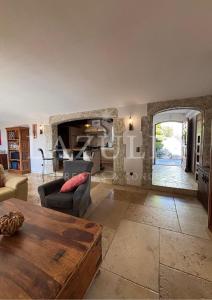 Villa La LAUVA Piscine privée & vue sur les collines 8 personnes