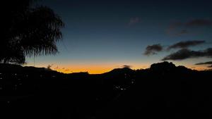 Casa con jacuzzi, vista, ideal para escapada en Valle de Bravo