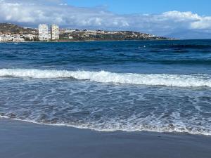 Ático en la playa con vistas al mar