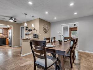 Huge Pool Hot Tub Outdoor Kitchen Pool Table