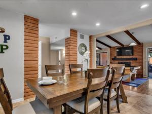 Huge Pool Hot Tub Outdoor Kitchen Pool Table